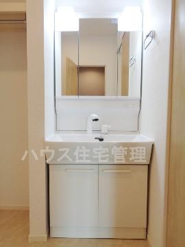 洗面設備　洗髪洗面化粧台