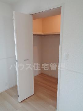 収納　クローゼット