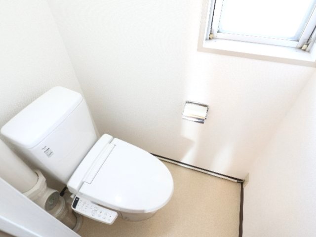 トイレ　ゆったりとした空間のトイレです