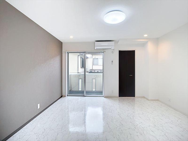 居室・リビング　※写真は同物件の別部屋です