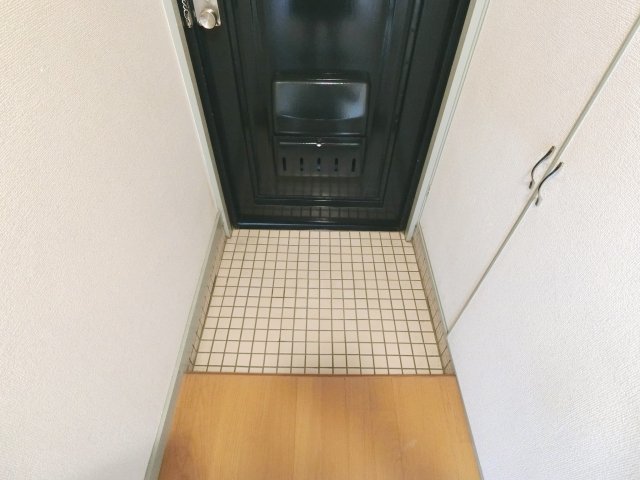 玄関　別号室の参考写真です。