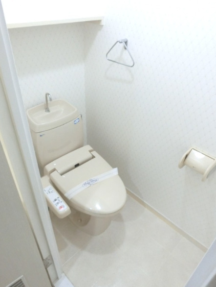 トイレ　ゆったりとした空間のトイレです
