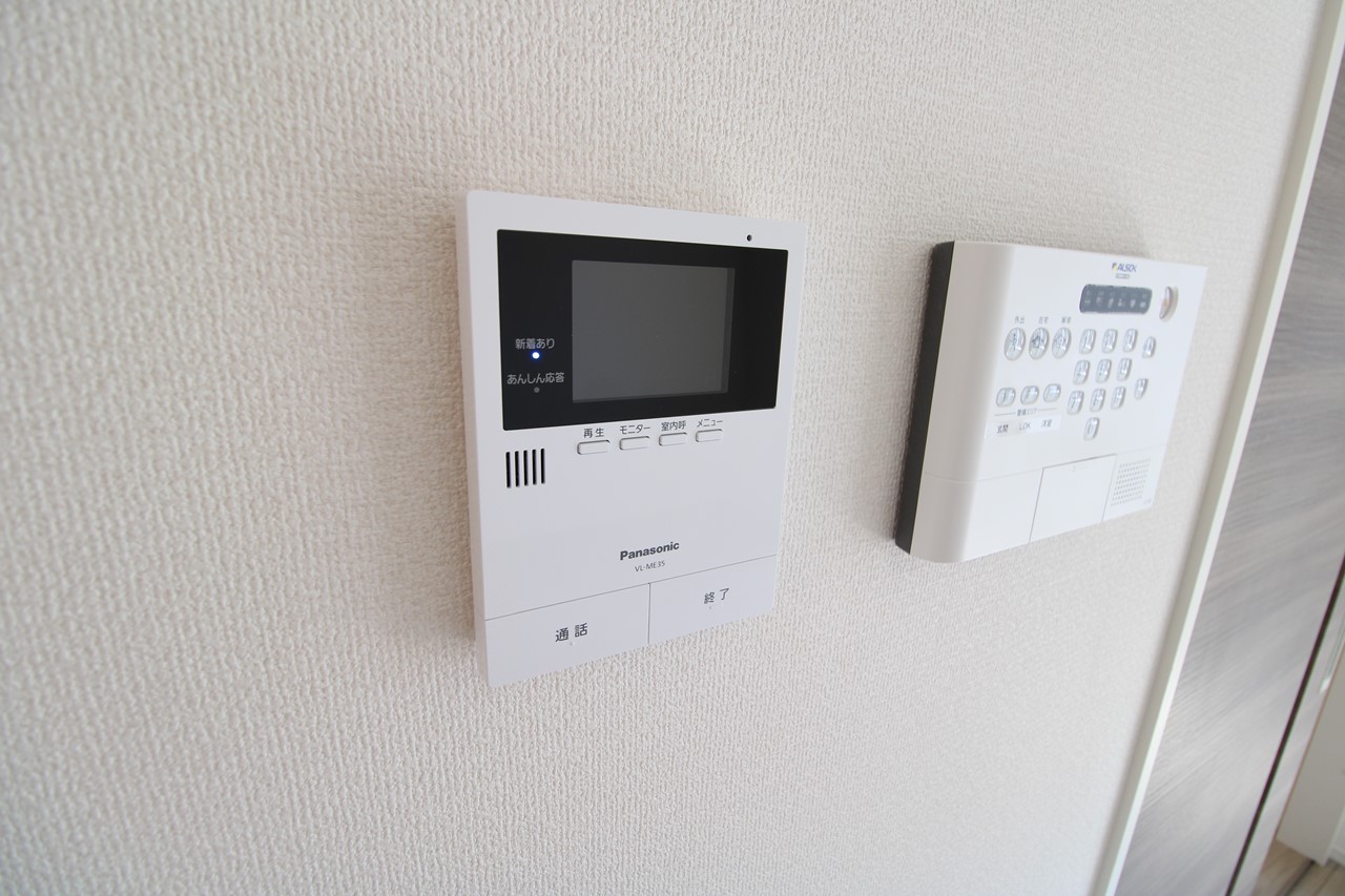 セキュリティ　※同物件の別部屋です。