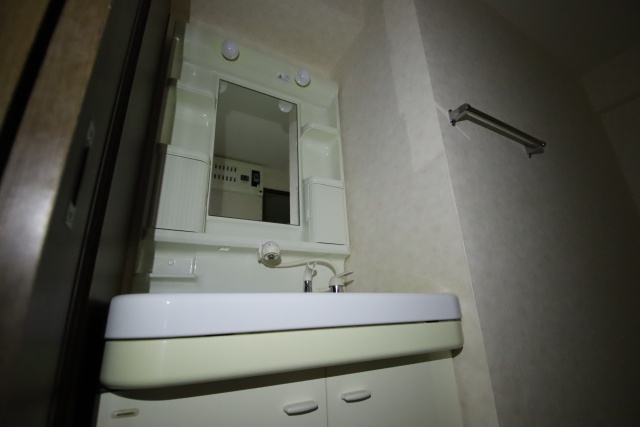 洗面設備　別室の参考写真です。※現況優先