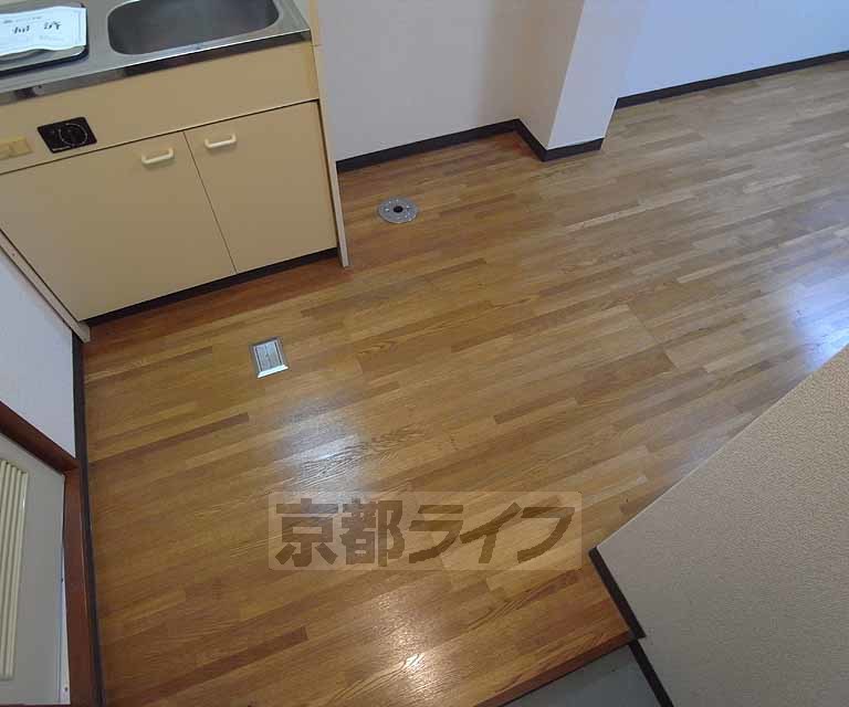その他部屋・スペース　明るい廊下です。