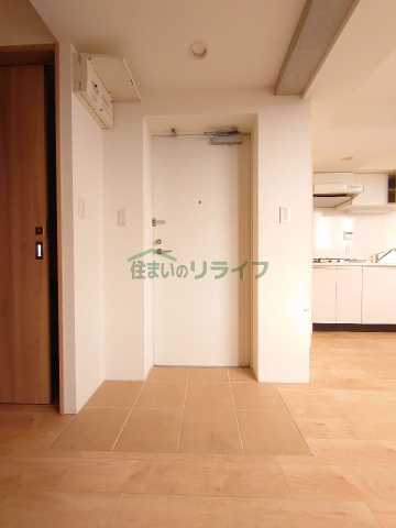 玄関　リライフ下北沢店