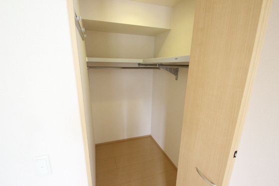 収納　※別部屋の写真です