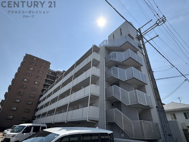 建物外観　オートロック・防犯カメラ付きで安心です！