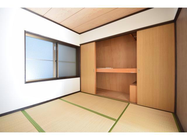 収納　他号室の写真になります。
