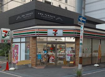コンビニ　セブンイレブン 堺筋本町南店（コンビニ）まで100m
