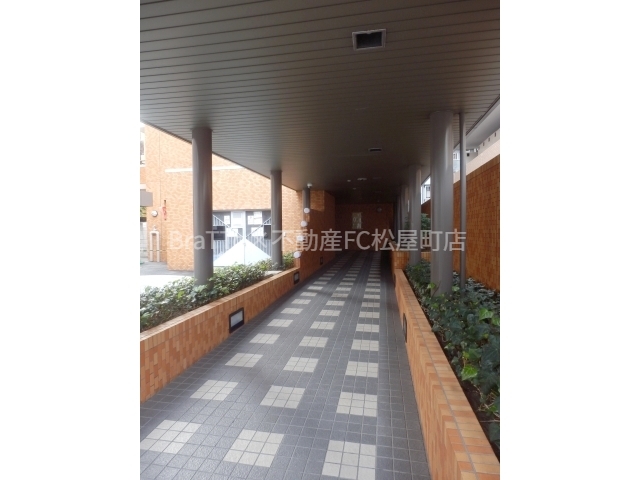 エントランス　マンション共有部分