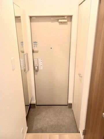 玄関　明るい玄関です