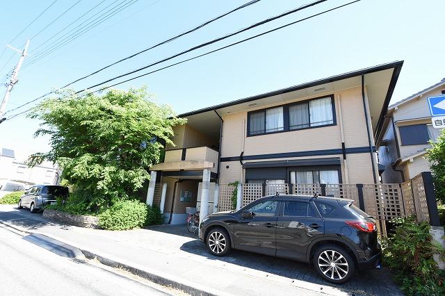 建物外観　敷地内に駐輪場があります！