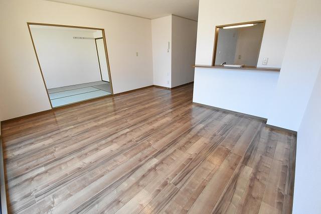 居室・リビング　南向きで日当たり良好なお部屋です♪
