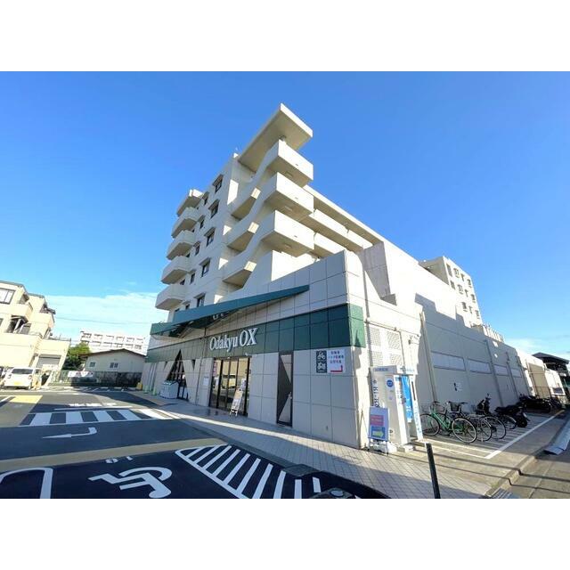ショッピングセンター　ＯｄａｋｙｕＯＸ愛甲石田店（ショッピングセンター）まで67m