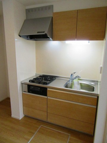キッチン　コンパクトなキッチンで掃除もラクラク