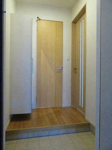 玄関　明るい玄関です