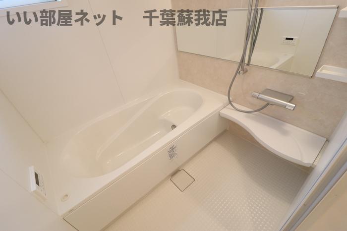 バス・シャワールーム　お風呂です