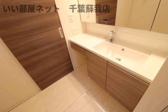 その他　忙しい朝には欠かせない洗面所です