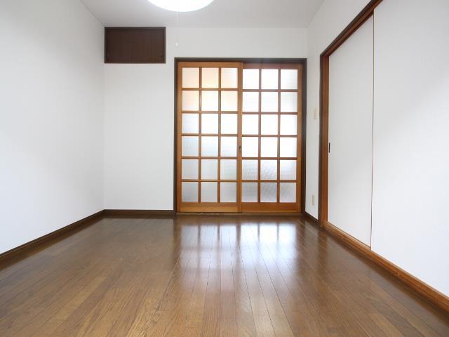 阪東コーポラスの居間写真