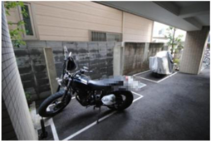 駐車場　バイク置き場「