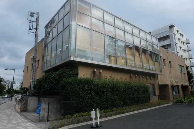 図書館　東久留米市立ひばりが丘図書館（図書館）まで2630m