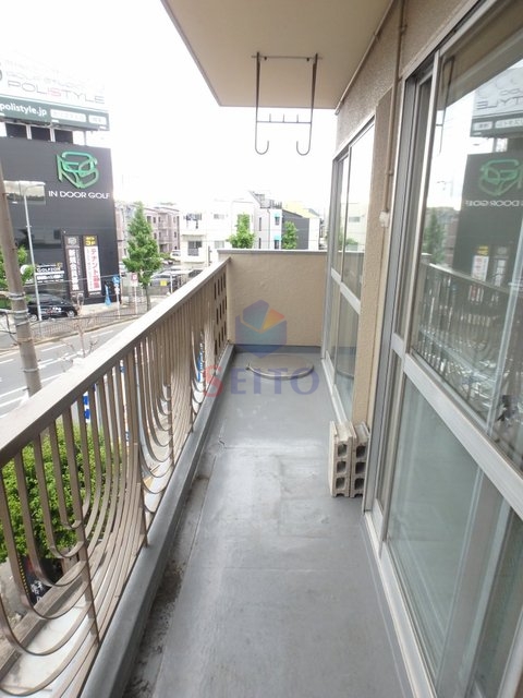 バルコニー