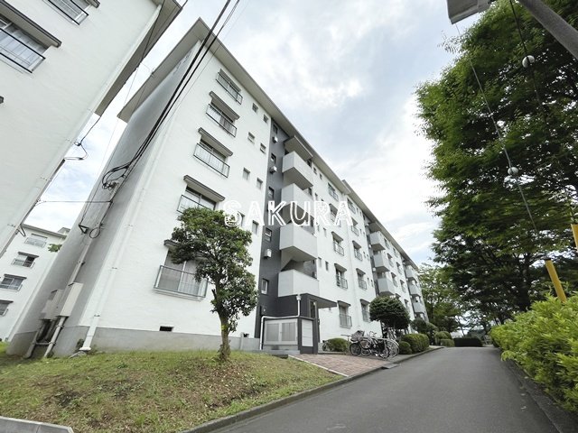 建物外観　片倉町駅まで徒歩7分の物件♪