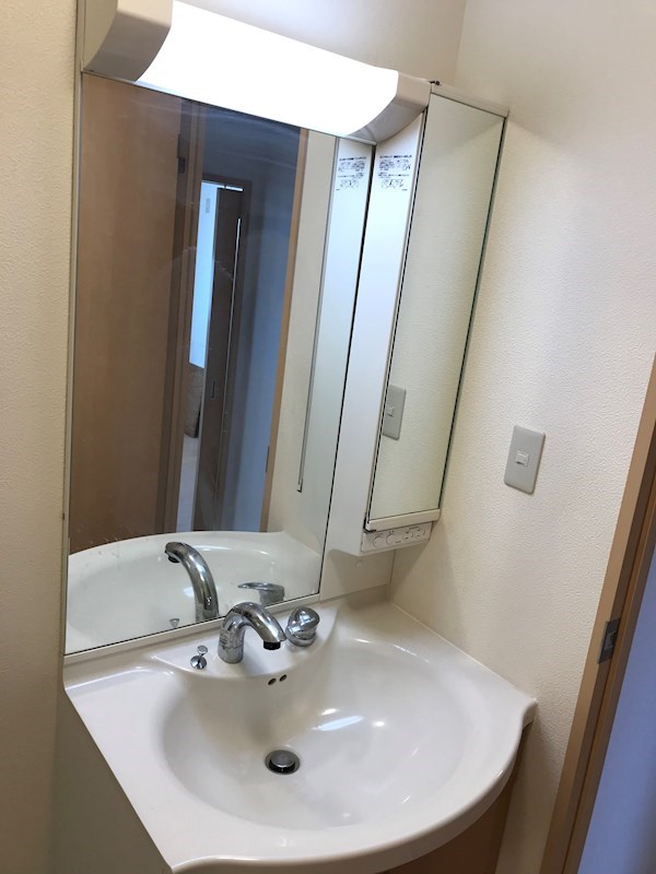 洗面設備　別部屋参考画像