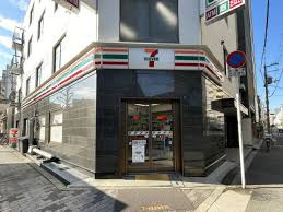 コンビニ　セブンイレブン 大阪アメニティパーク前店（コンビニ）まで561m
