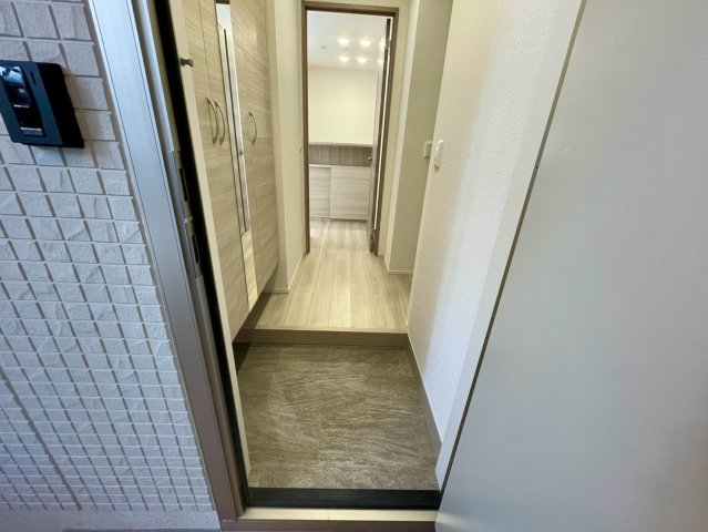 D-ROOM高井田元町の玄関写真