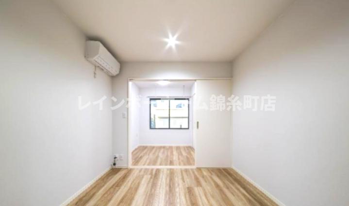 居室・リビング　※建築中のため参考写真となります。