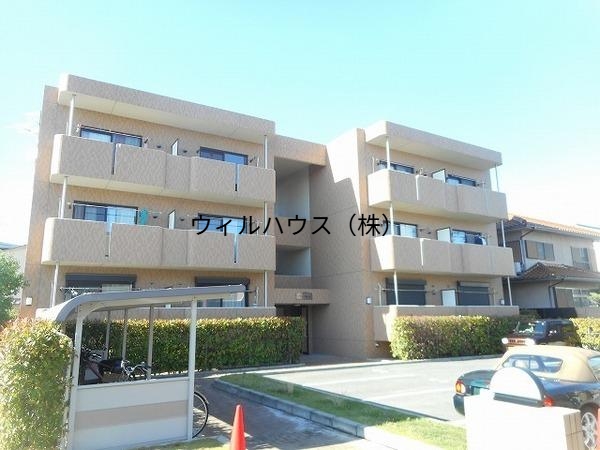建物外観　安心の鉄筋マンション！