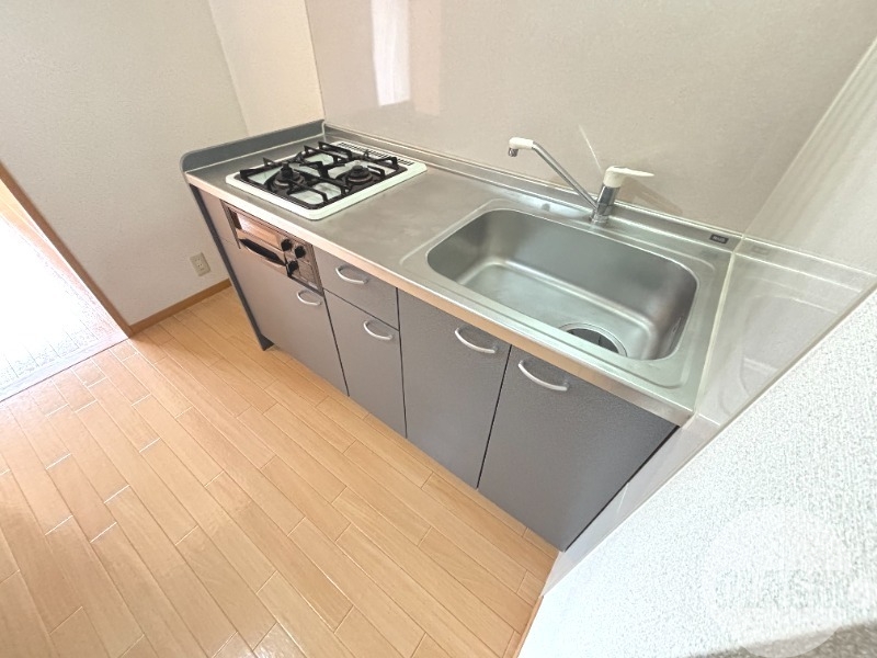 キッチン　２口コンロ＋グリル付きシステムキッチン♪