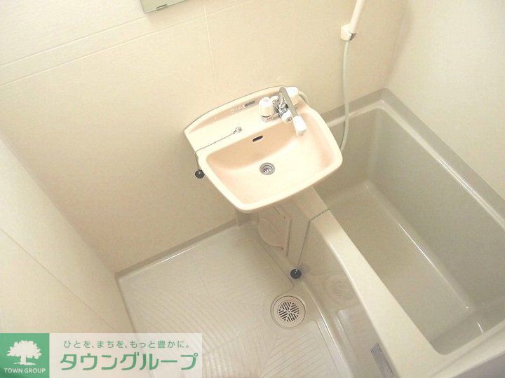 バス・シャワールーム　設備・仕様は号室により異なる為、現況を優先致します。