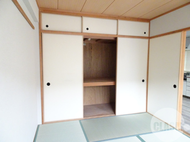 収納　和室押し入れ