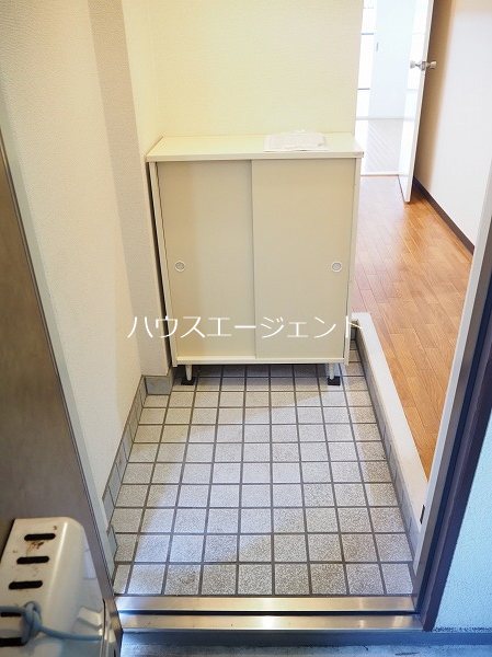 玄関　下駄箱もしっかりあります。※参考画像