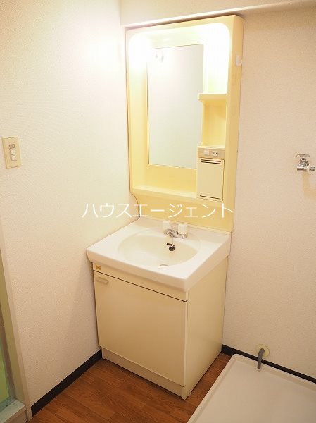 洗面設備　独立洗面台は便利ですよね。※参考画像