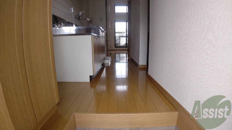 玄関　玄関でございます。毎日の出入りはこちらから。