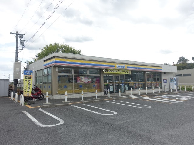 コンビニ　ミニストップ那加日新店（コンビニ）まで899m