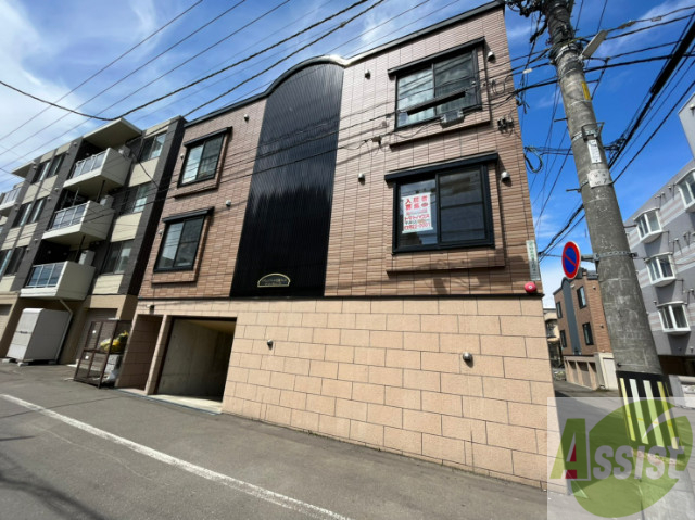 建物外観　札幌市中央区南１０条西「アプレシアール札幌トレス」