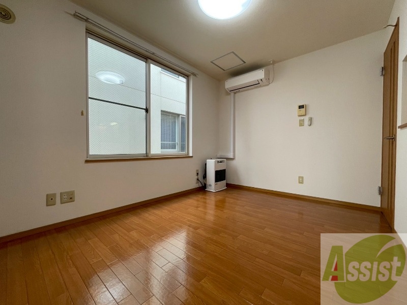 居室・リビング　広くてキレイなお部屋が広がっていて、充実した生活が送れそう。