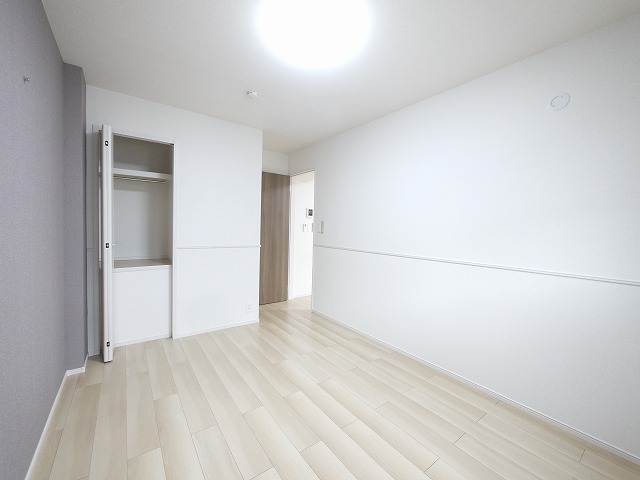 その他部屋・スペース　使い勝手のいい寝室です