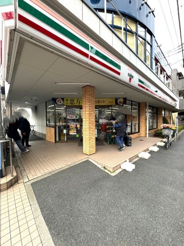 コンビニ　セブンイレブン 台東谷中6丁目店（コンビニ）まで94m