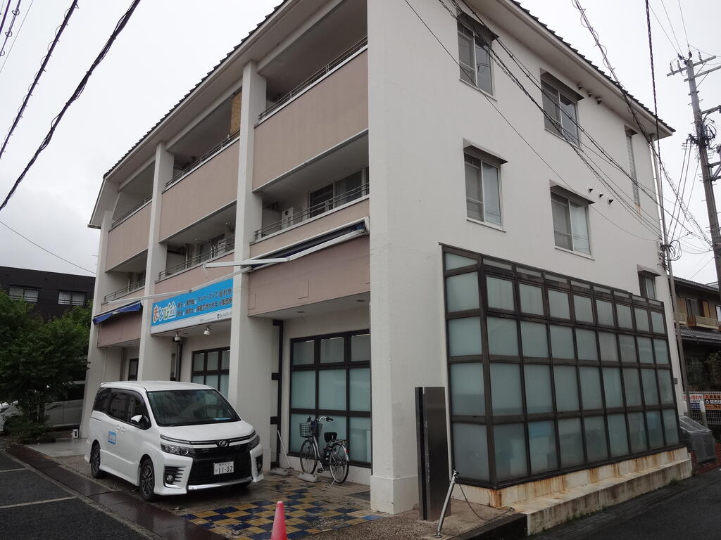フラワーマンション