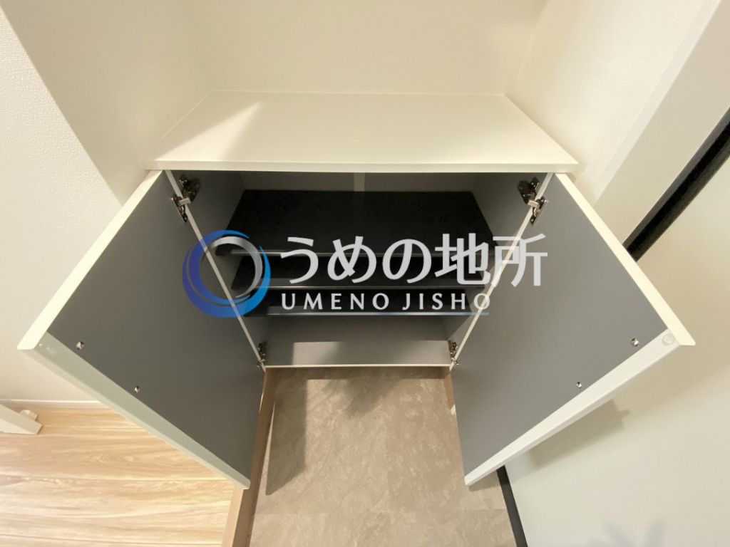 その他　靴箱1
