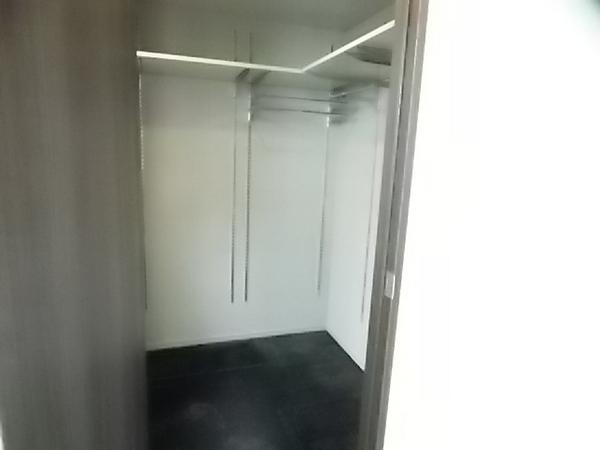 収納　約10年前の写真となります