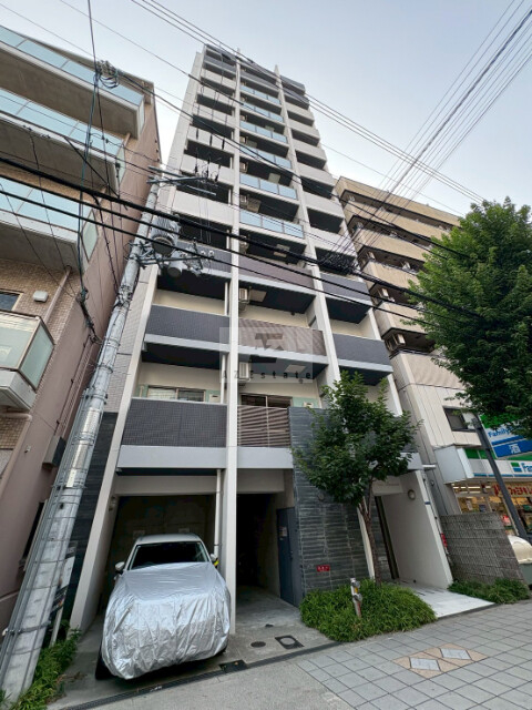 1K Mansion in Chuo-ku, Osaka
