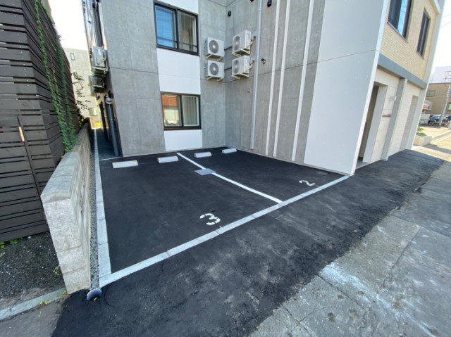 駐車場　駐輪場
