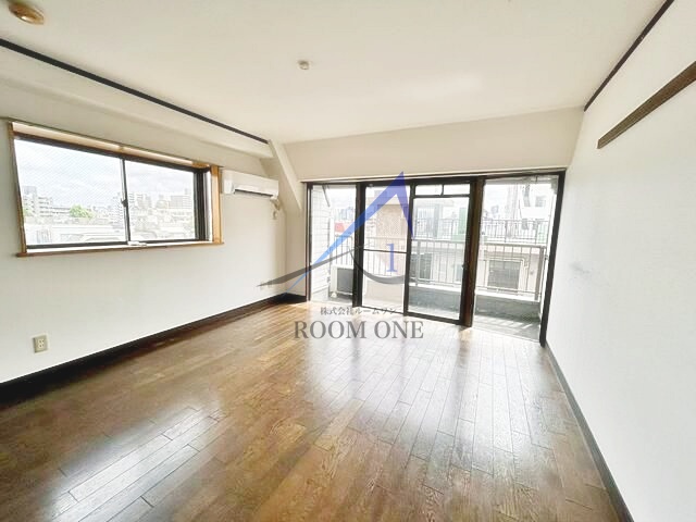 居室・リビング　洋室のお部屋です。